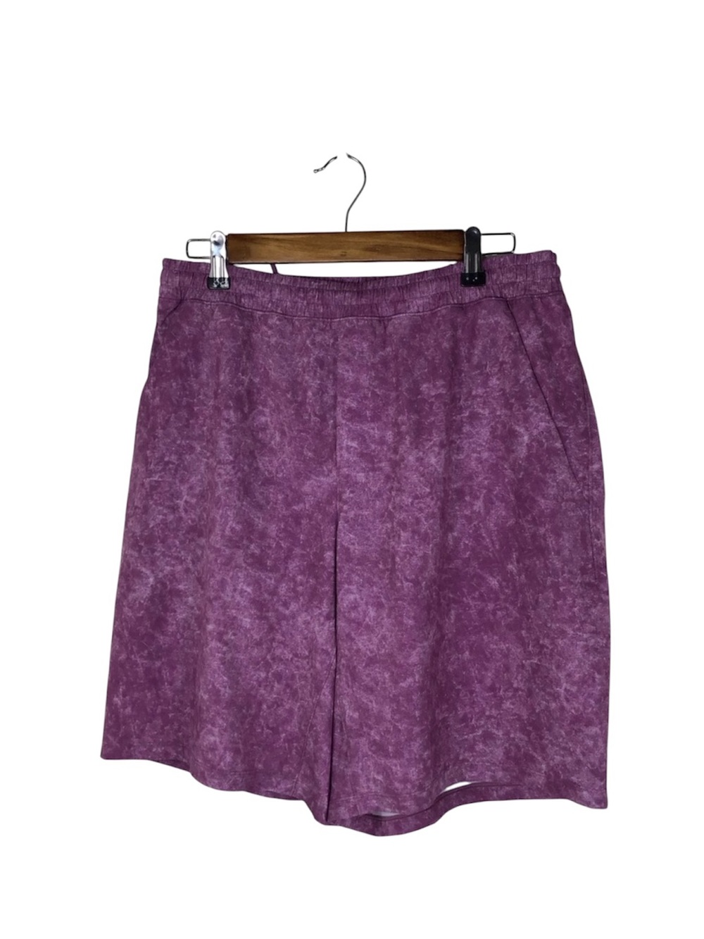 Lululemon Pace Breaker Lined Short in Gravel Dust VTG Plum Size Large.